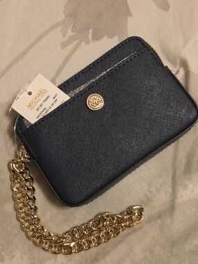 NEW $258 MICHAEL Michael Kors Navy Saffiano Leather Wristlet with Gold Chain